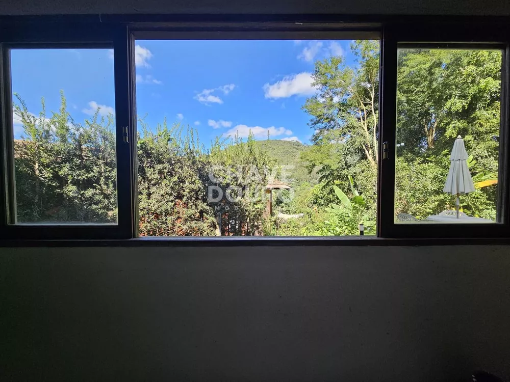 Casa, 3 quartos, 229 m² - Foto 1