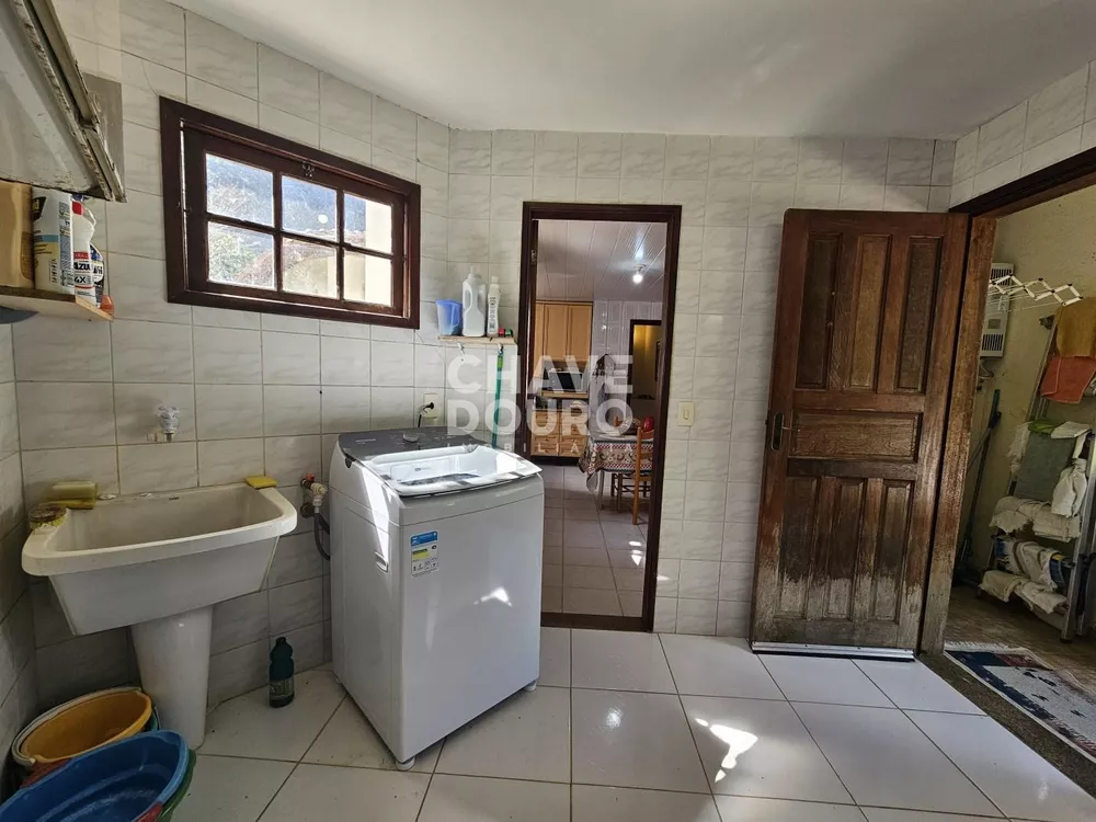 Casa, 3 quartos, 229 m² - Foto 6