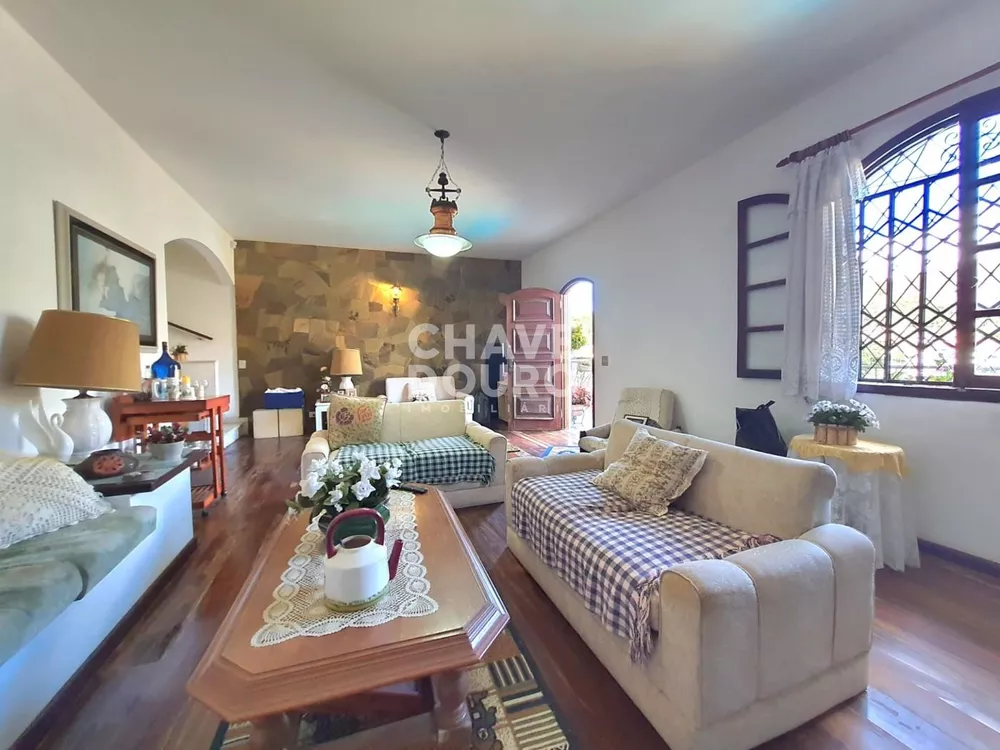 Casa, 3 quartos, 229 m² - Foto 3