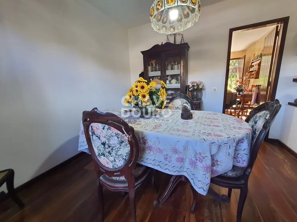 Casa, 3 quartos, 229 m² - Foto 9