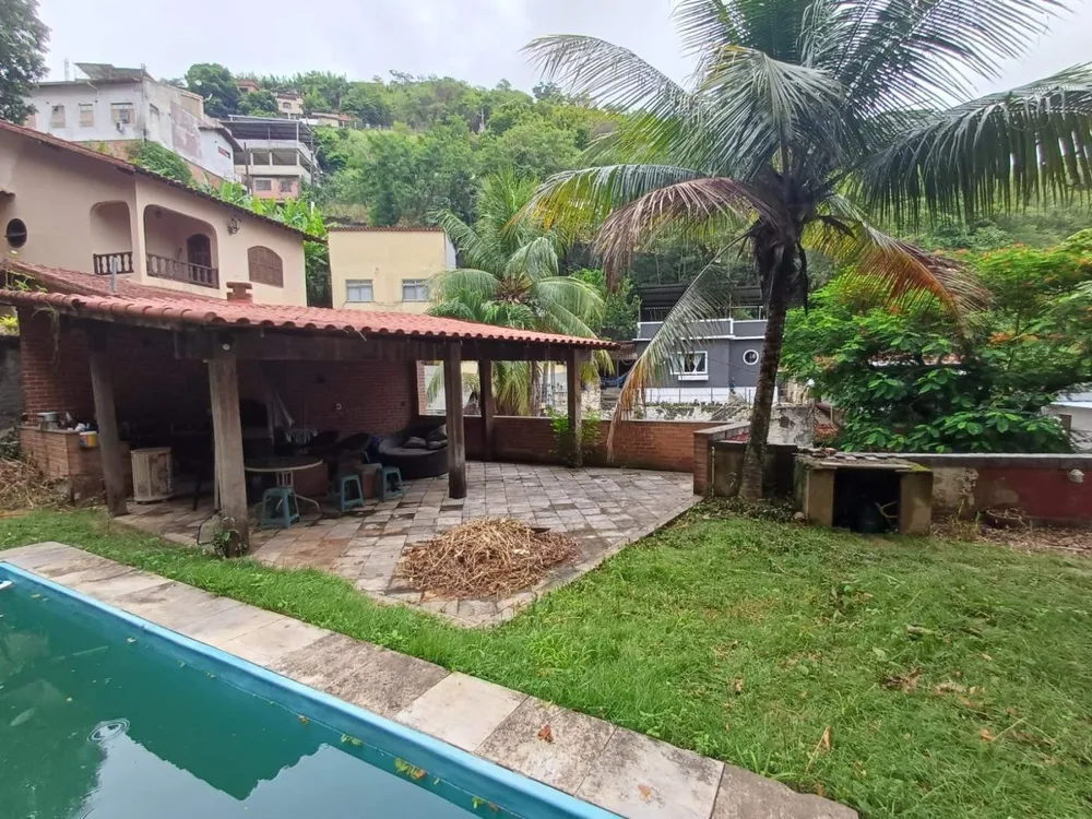 Casa, 5 quartos, 317 m² - Foto 3