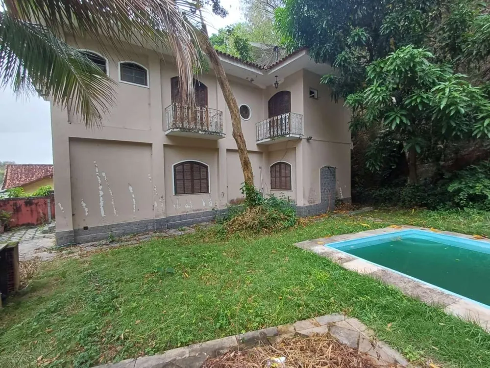 Casa, 5 quartos, 317 m² - Foto 1
