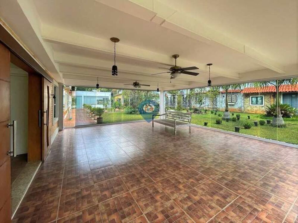 Casa à venda com 4 quartos, 800m² - Foto 5