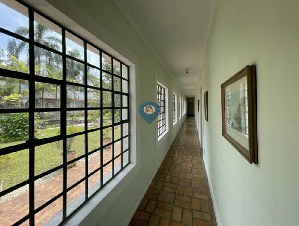 Casa à venda com 4 quartos, 800m² - Foto 6