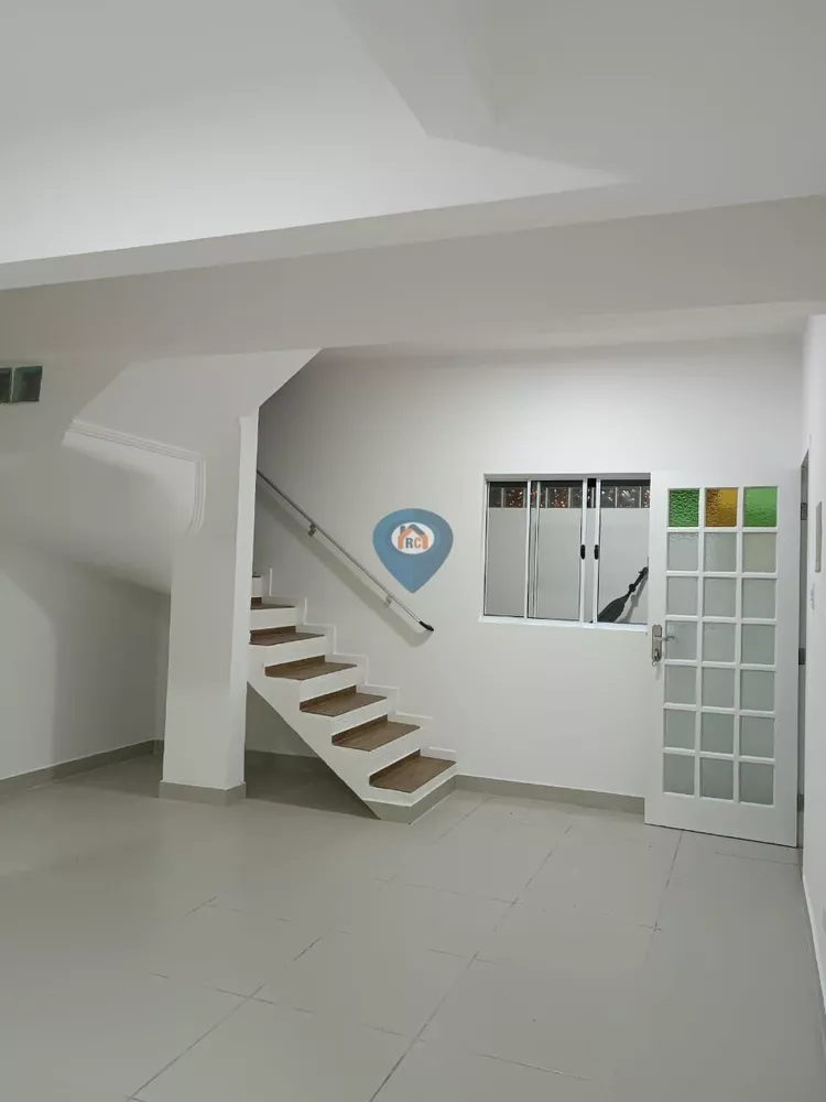 Casa, 3 quartos, 180 m² - Foto 4
