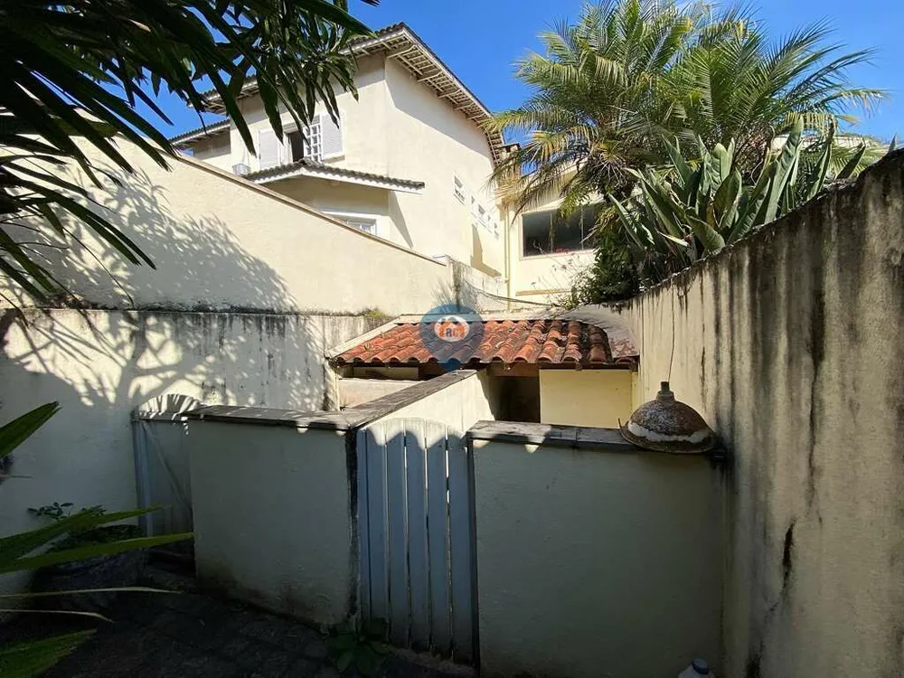 Casa, 4 quartos, 304 m² - Foto 24