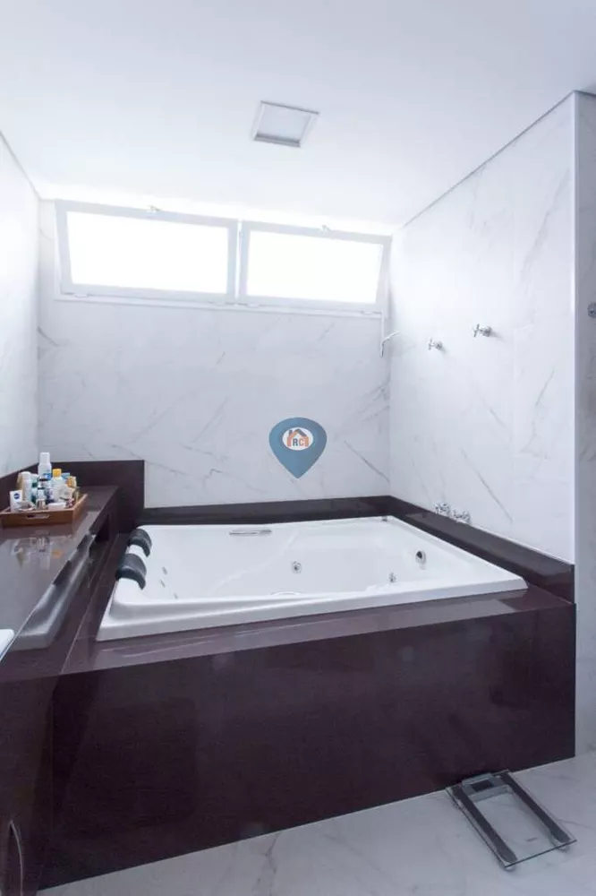 Casa, 4 quartos, 632 m² - Foto 4
