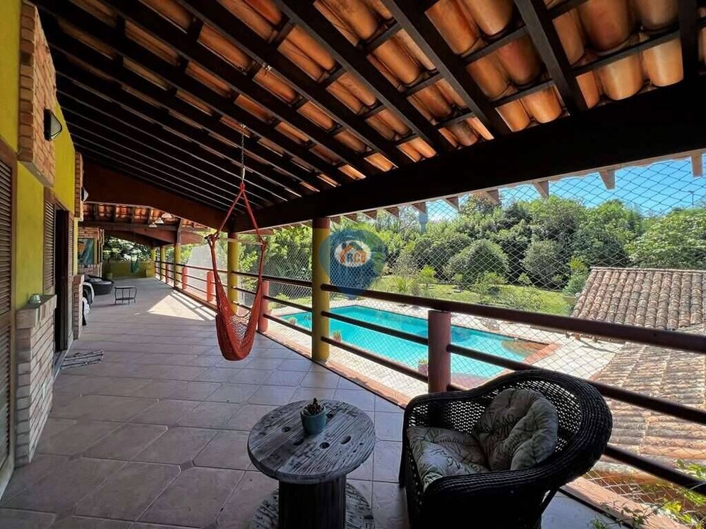 Casa, 5 quartos, 1333 m² - Foto 1