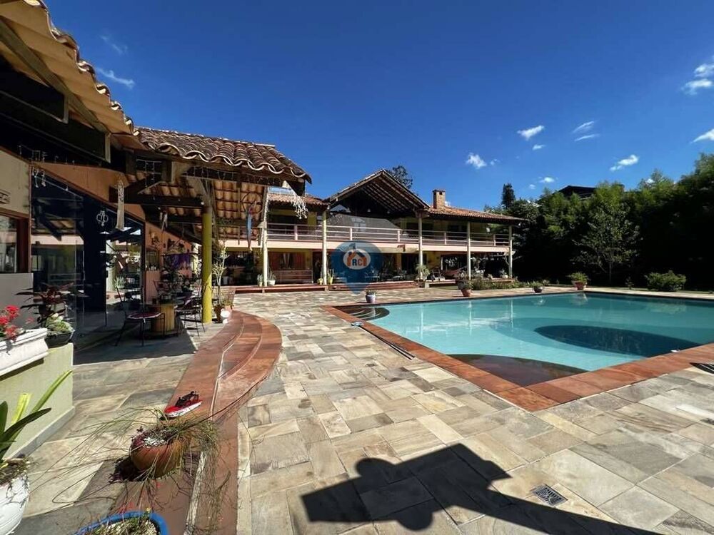 Casa, 5 quartos, 1333 m² - Foto 2