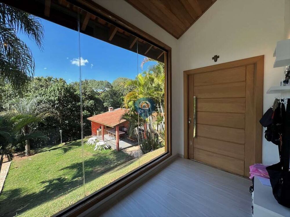 Casa, 4 quartos, 350 m² - Foto 1