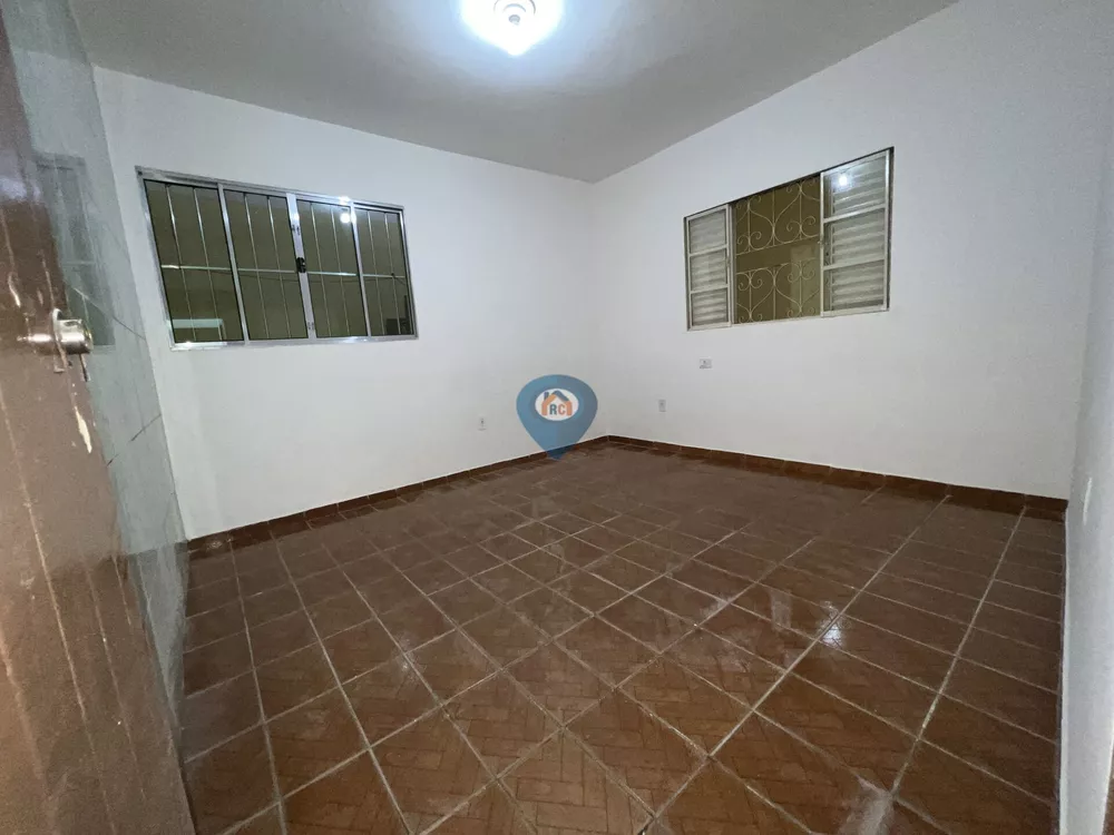 Sobrado à venda com 6 quartos, 225m² - Foto 11