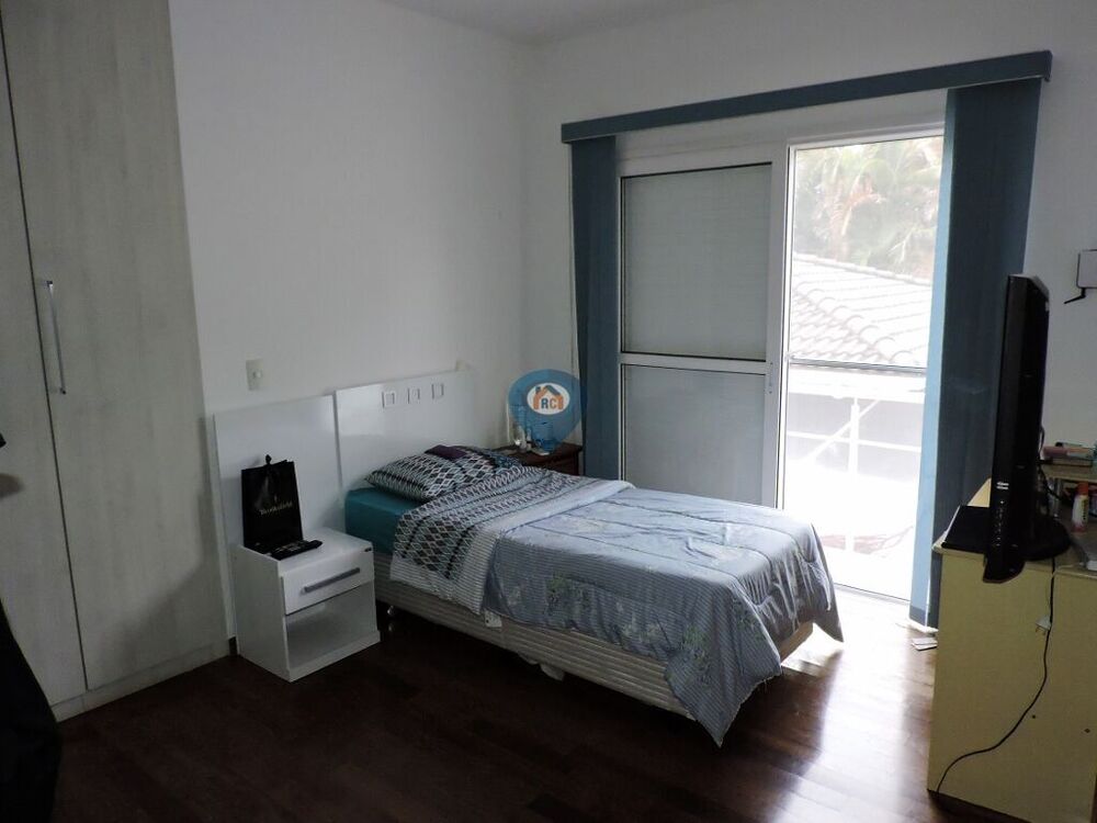 Casa à venda com 4 quartos, 400m² - Foto 7