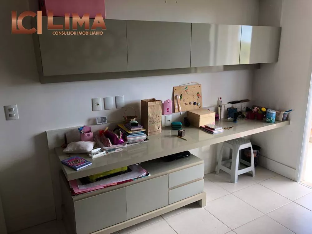 Apartamento à venda com 3 quartos, 160m² - Foto 2