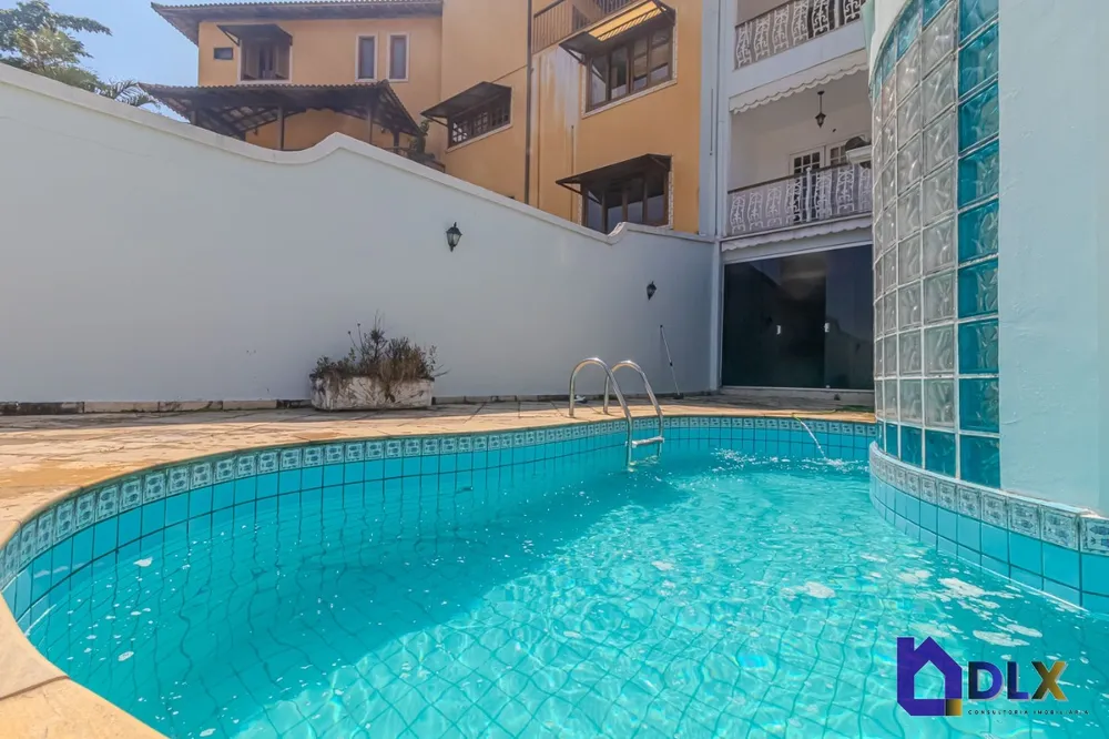 Casa, 3 quartos, 241 m² - Foto 4
