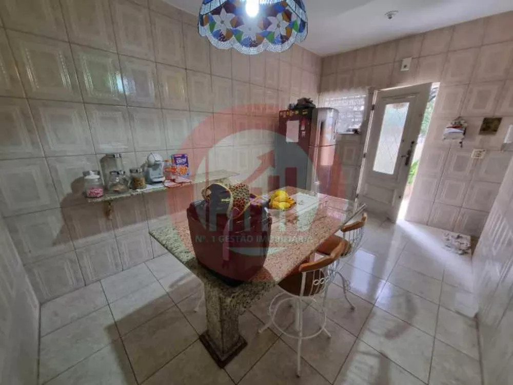 Casa, 3 quartos, 211 m² - Foto 10