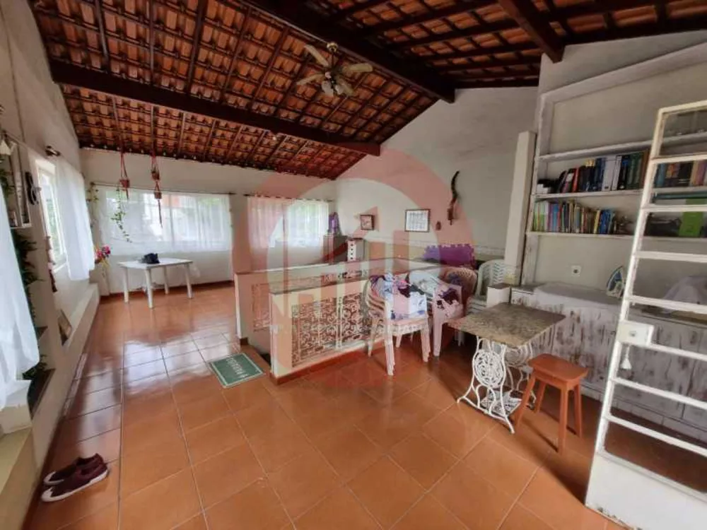 Casa, 3 quartos, 211 m² - Foto 1