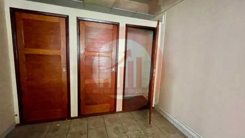 Casa, 7 quartos, 263 m² - Foto 22