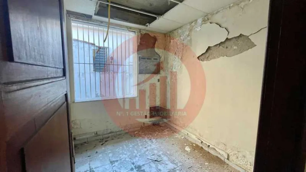 Casa, 7 quartos, 263 m² - Foto 2