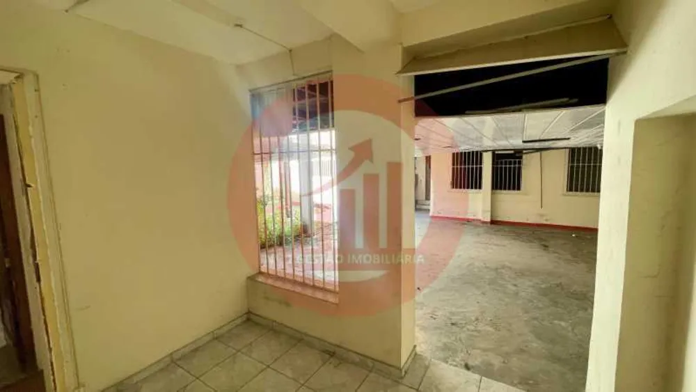 Casa, 7 quartos, 263 m² - Foto 12