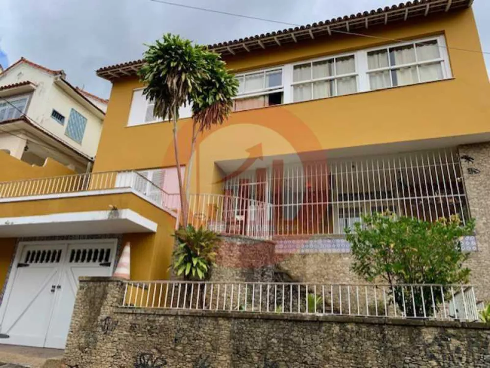 Casa, 5 quartos, 250 m² - Foto 1