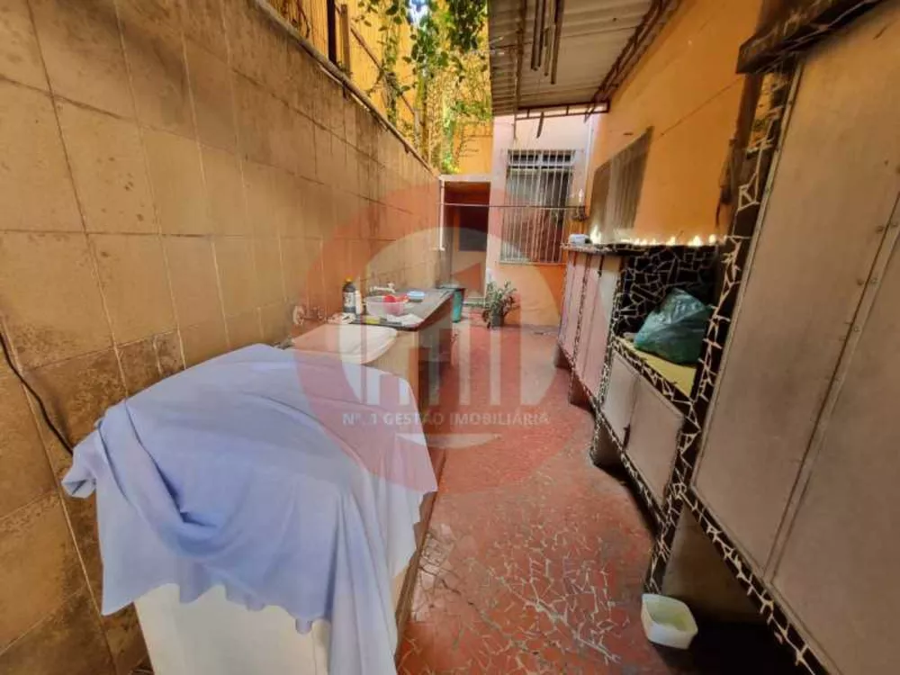 Casa, 5 quartos, 258 m² - Foto 3
