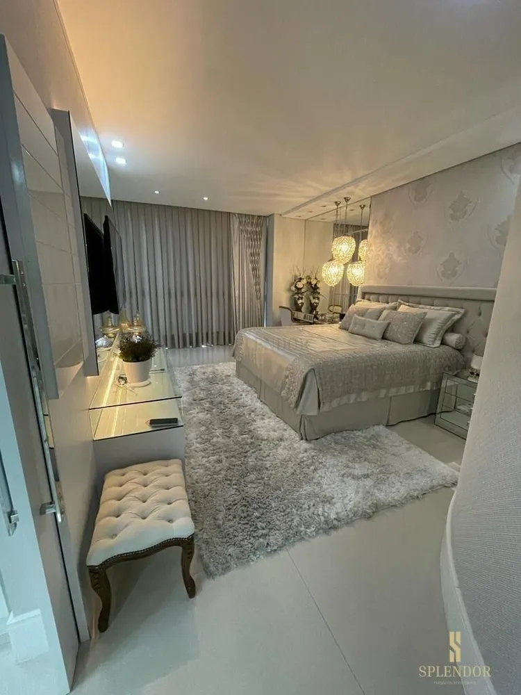 Apartamento, 3 quartos, 240 m² - Foto 8