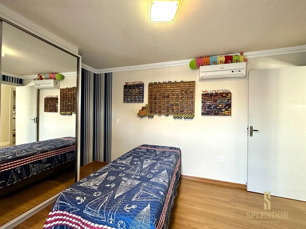 Casa, 3 quartos, 240 m² - Foto 3