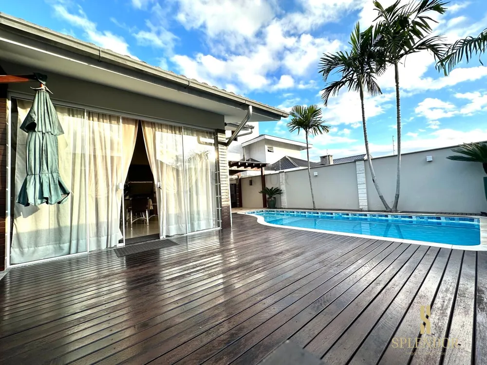 Casa, 3 quartos, 240 m² - Foto 4