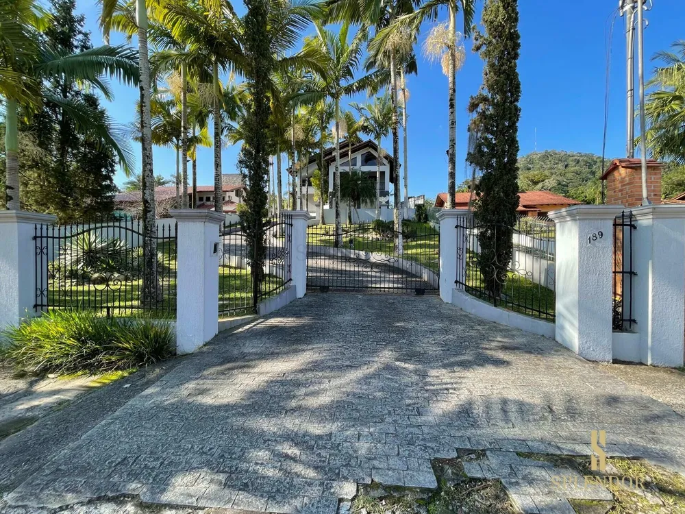 Casa, 3 quartos, 240 m² - Foto 1
