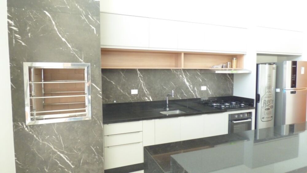 Casa de Condomínio à venda com 3 quartos, 392m² - Foto 4