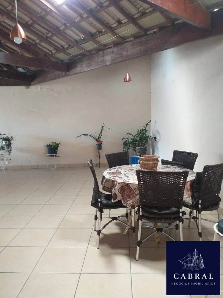 Casa, 4 quartos, 200 m² - Foto 10