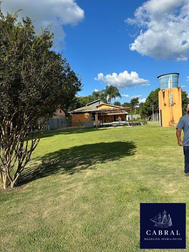 Sítio à venda com 3 quartos, 1800m² - Foto 1