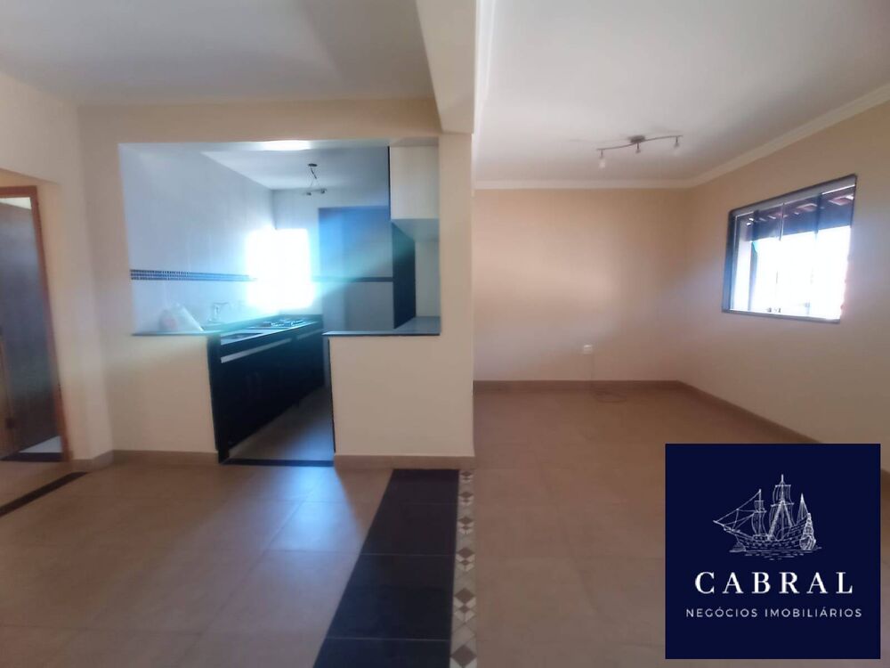 Casa, 4 quartos, 180 m² - Foto 3