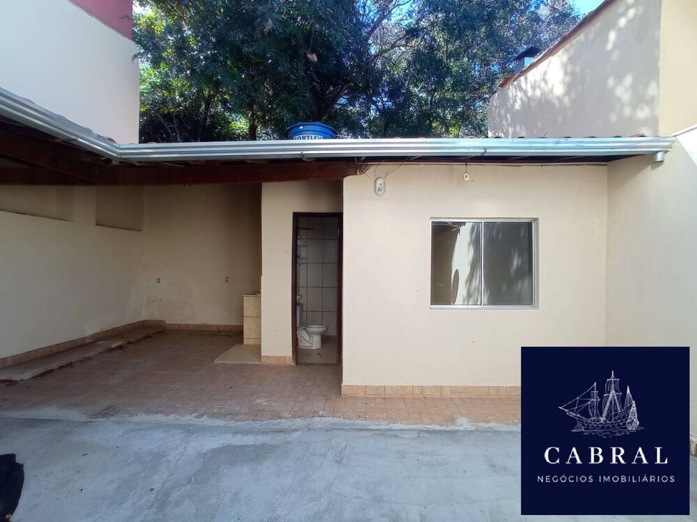 Casa, 4 quartos, 180 m² - Foto 2