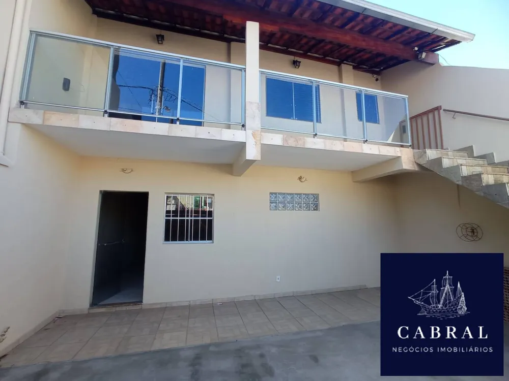 Casa, 4 quartos, 180 m² - Foto 1