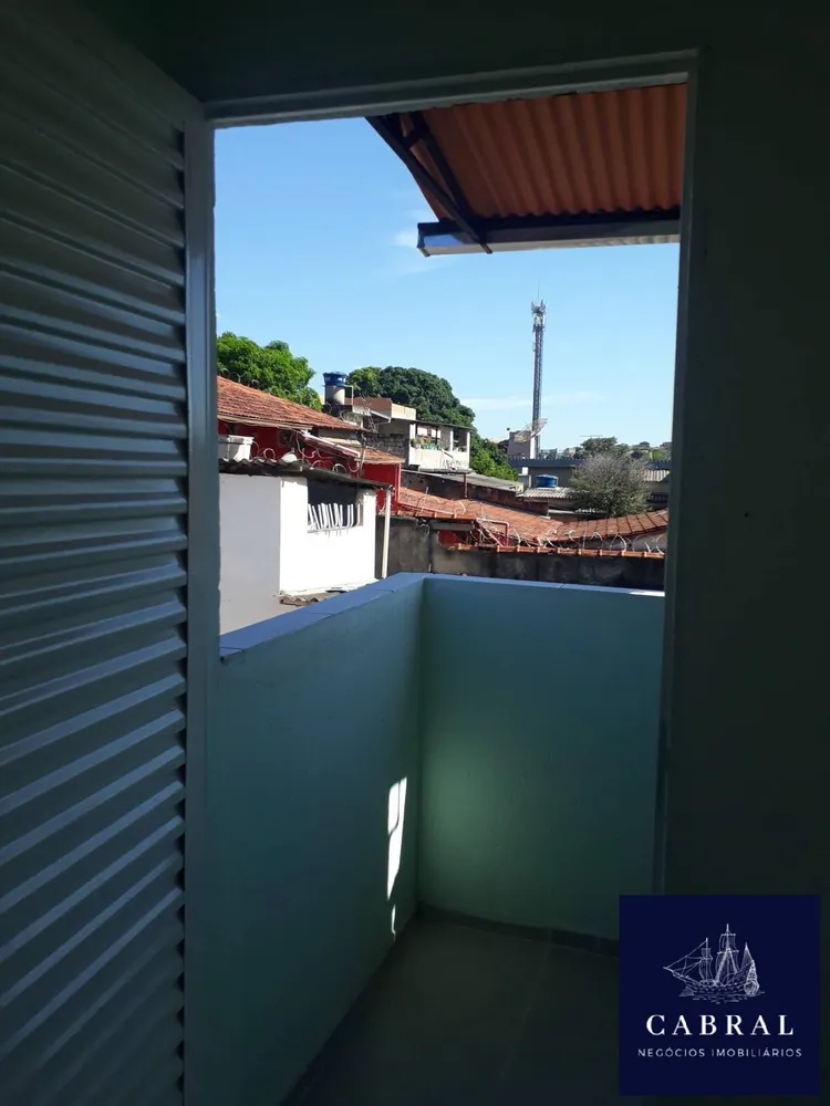 Casa, 3 quartos, 240 m² - Foto 2