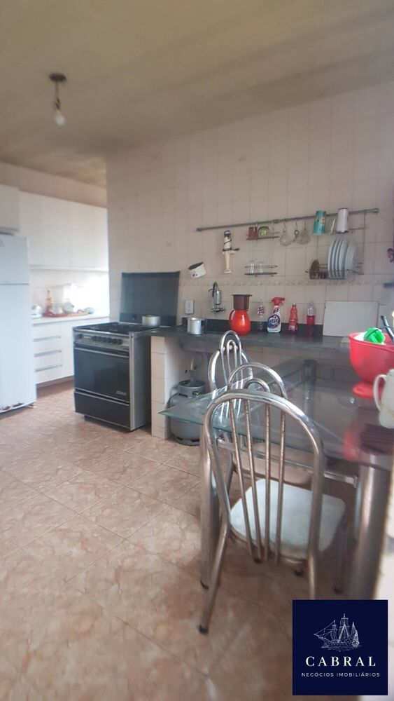 Casa, 3 quartos, 250 m² - Foto 1