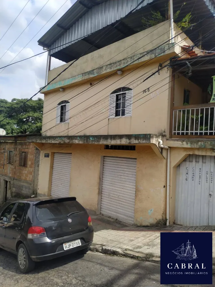 Casa, 3 quartos, 315 m² - Foto 1