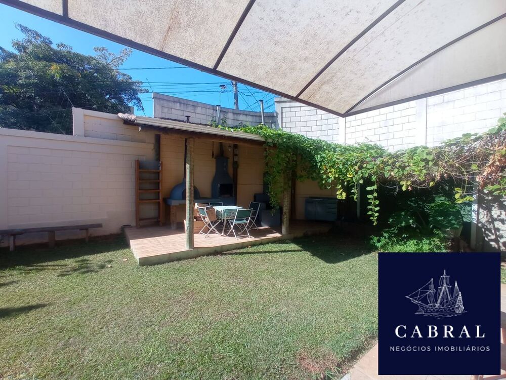 Casa de Condomínio à venda com 4 quartos, 299m² - Foto 3