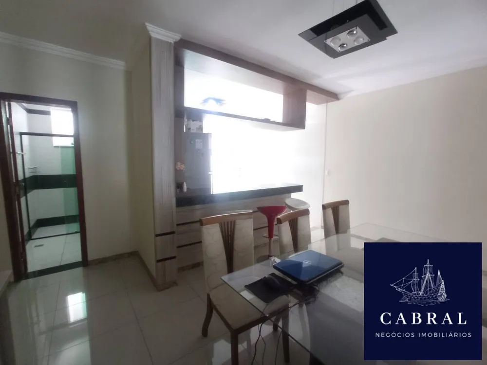 Casa, 3 quartos, 240 m² - Foto 10