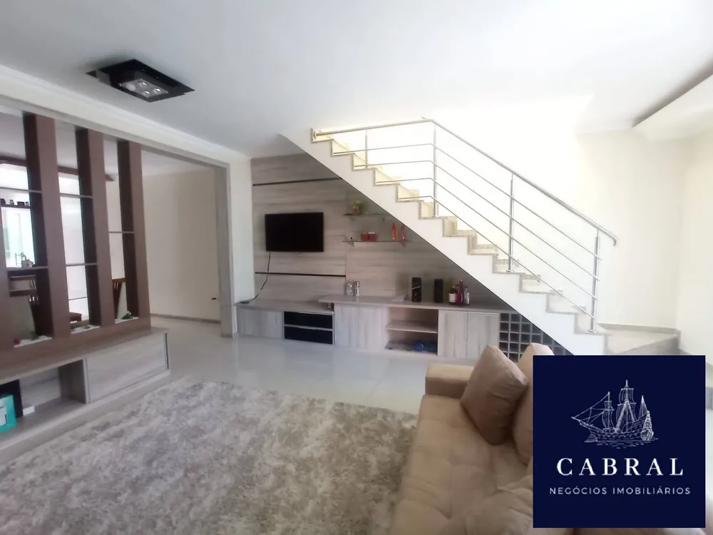 Casa, 3 quartos, 240 m² - Foto 11