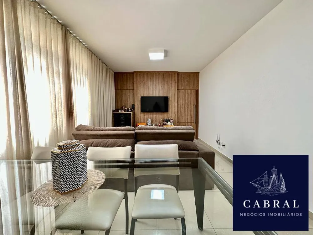Apartamento, 3 quartos, 176 m² - Foto 1