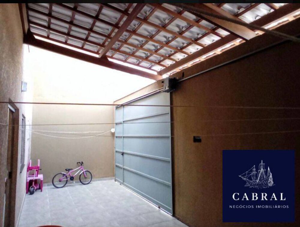 Casa à venda com 2 quartos, 95m² - Foto 1