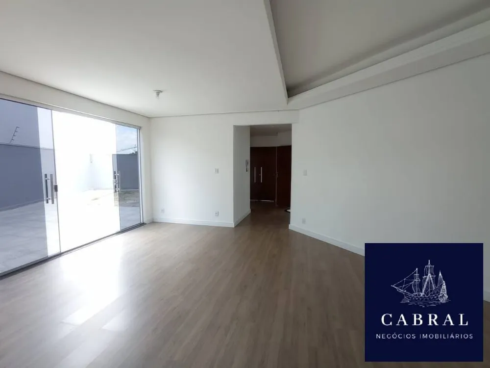 Casa, 5 quartos, 410 m² - Foto 4