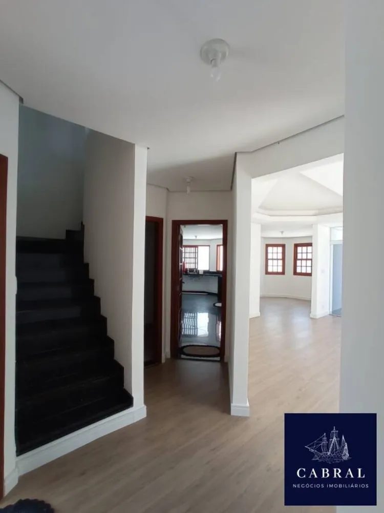 Casa, 5 quartos, 410 m² - Foto 2