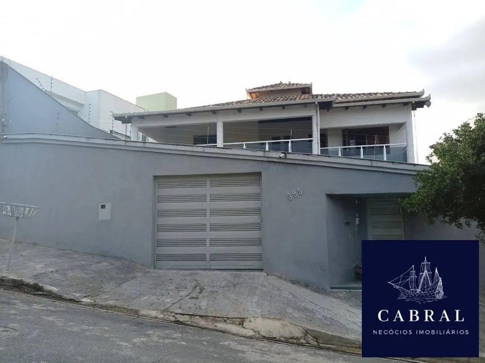 Casa, 5 quartos, 410 m² - Foto 1