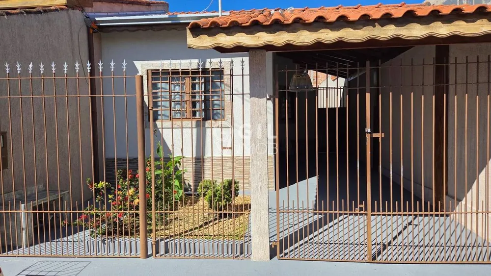 Casa, 2 quartos, 72 m² - Foto 1