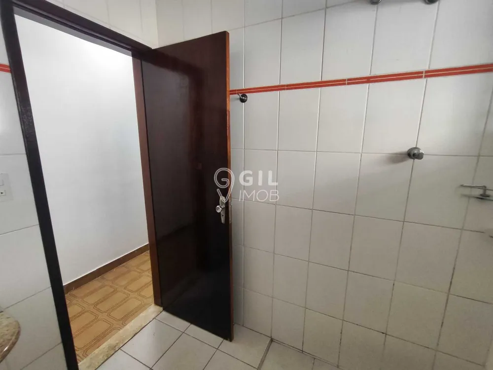 Casa, 3 quartos, 136 m² - Foto 2