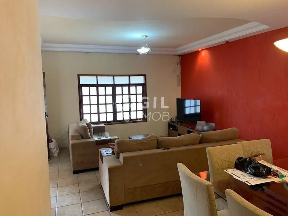 Casa, 3 quartos, 250 m² - Foto 4