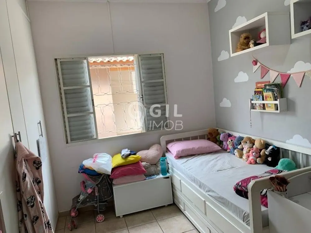 Casa, 3 quartos, 250 m² - Foto 13